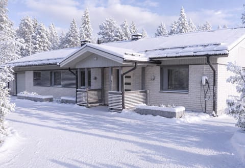 Property building, Day, Natural landscape, Winter