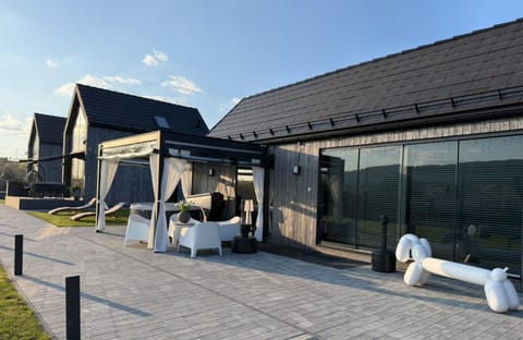 Property building, Garden