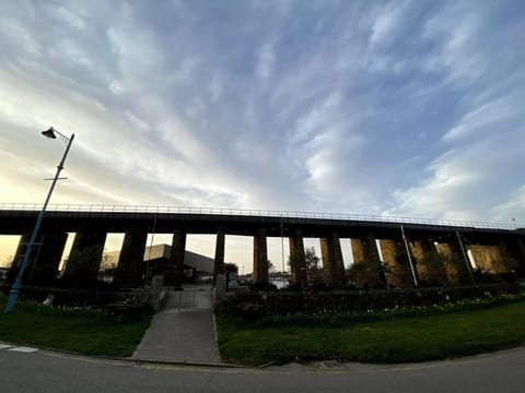 9A Viaduct Cottage - the cosiest bolthole in the SW! Apartment in Hayle