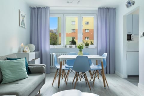 View (from property/room), Kitchen or kitchenette, Living room, Seating area, Dining area