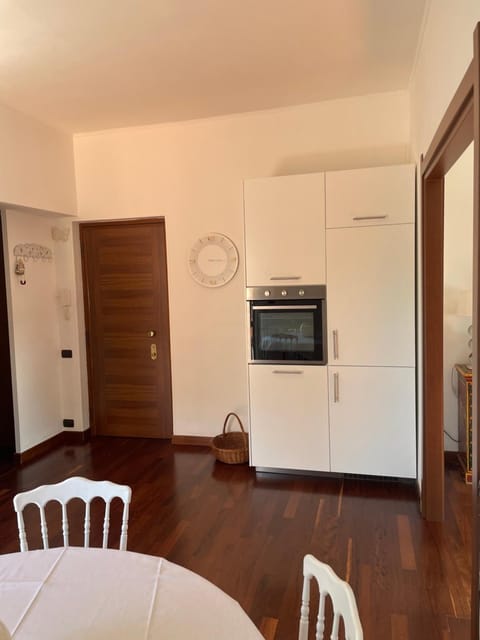 pet friendly, kitchen