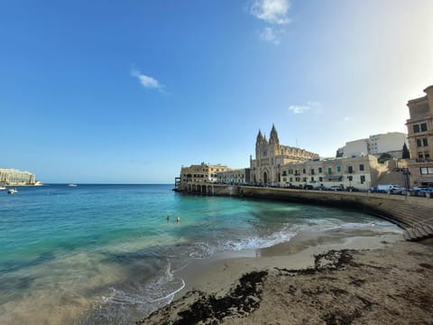 Nearby landmark, Day, Natural landscape, Summer, Beach, City view, Sea view