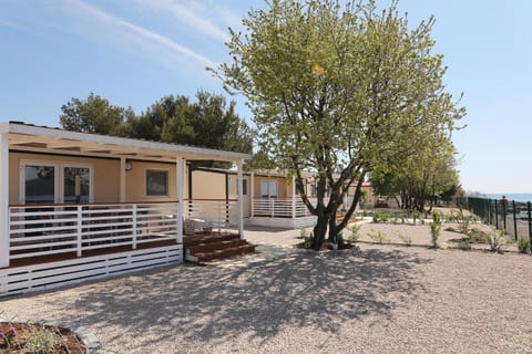 Property building, Day, Natural landscape