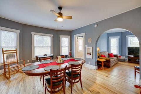 Cozy Hart Getaway with Fire Pit Less Than 1 Mi to Lake! House in Hart