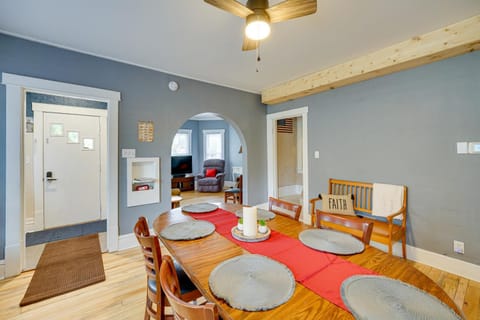 Cozy Hart Getaway with Fire Pit Less Than 1 Mi to Lake! House in Hart