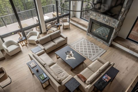 Spanish Peaks - Skylark Chalet House in Big Sky