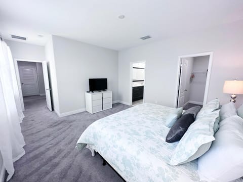 213AL - Balmoral Resort House in Haines City