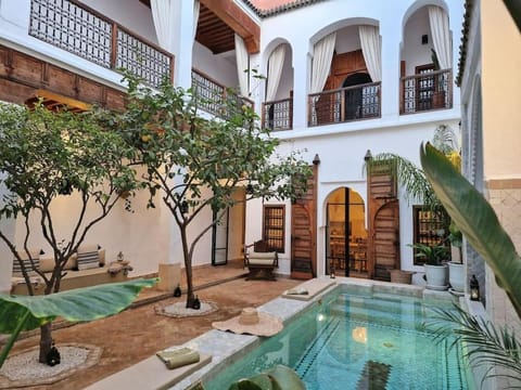 Property building, Patio, Garden, Swimming pool, Inner courtyard view