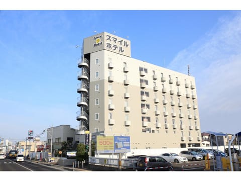 Property building, Day