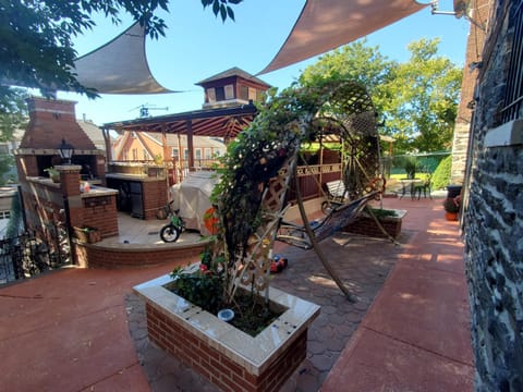 Patio, Garden, Garden view