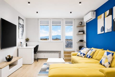 TV and multimedia, Living room, Photo of the whole room