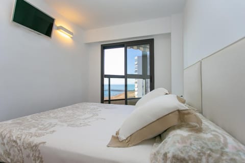 Bed, Bedroom, Sea view
