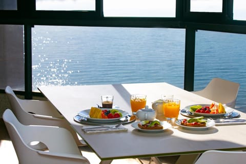Balcony/Terrace, Beach, Sea view