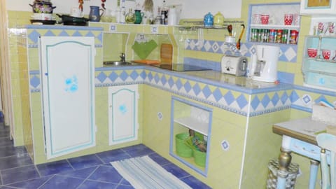 Apartments Kosec Beach Bed and Breakfast in Lika-Senj County