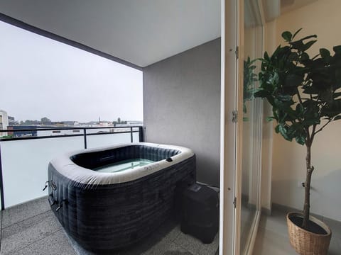 Hot Tub, Hot Tub, Spa and wellness centre/facilities