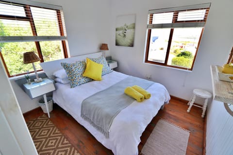 Kykmar 4 bedroom Beach House House in Western Cape
