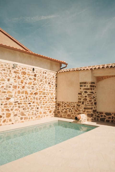 Garden, Swimming pool