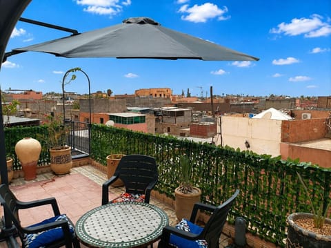 Balcony/Terrace, City view