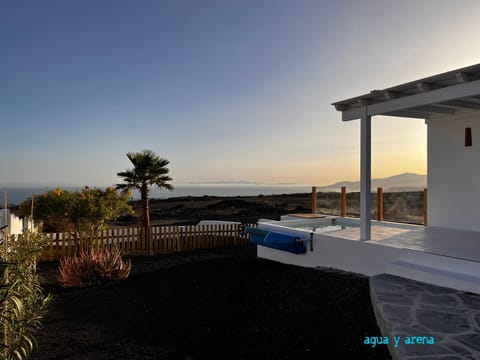 Garden, Sea view, Swimming pool