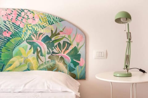 Airy One Bedroom With Terrace Near Palazzo Pitti Apartment in Florence