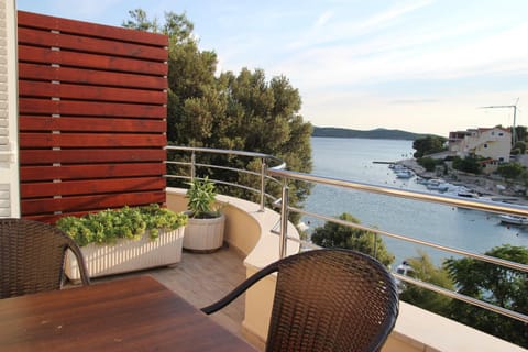 View (from property/room), Balcony/Terrace, Sea view