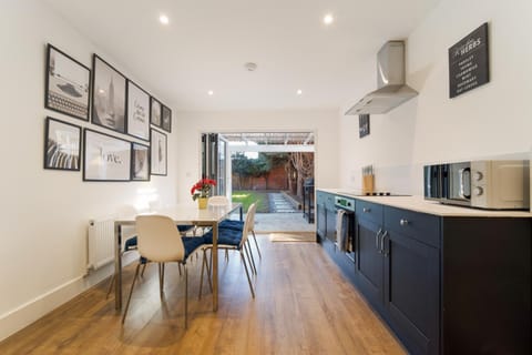 Boho Nest Apartment in Bournemouth