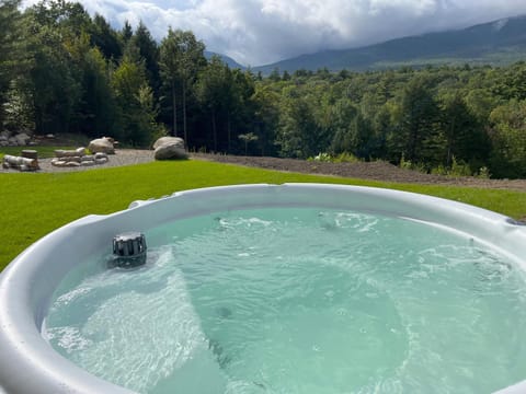 Natural landscape, Hot Tub, Mountain view