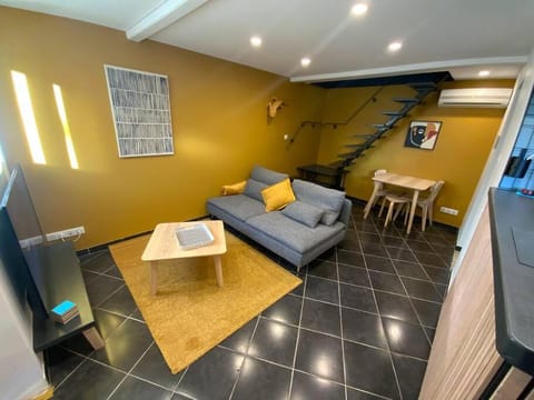 TV and multimedia, Living room, Dining area