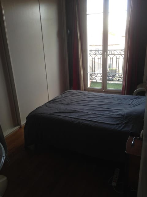 Guest house dans appartement sur Paris Vacation rental in Paris