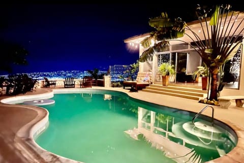 Pool view, Swimming pool