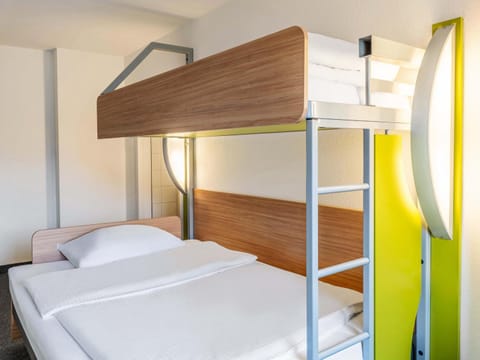 Photo of the whole room, acessibility