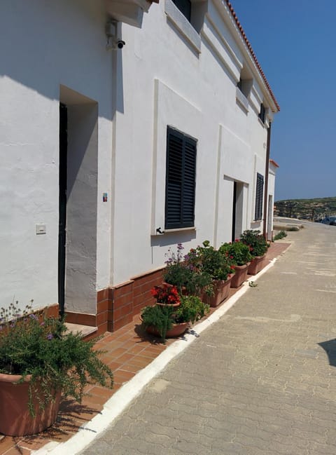 Property building, Street view