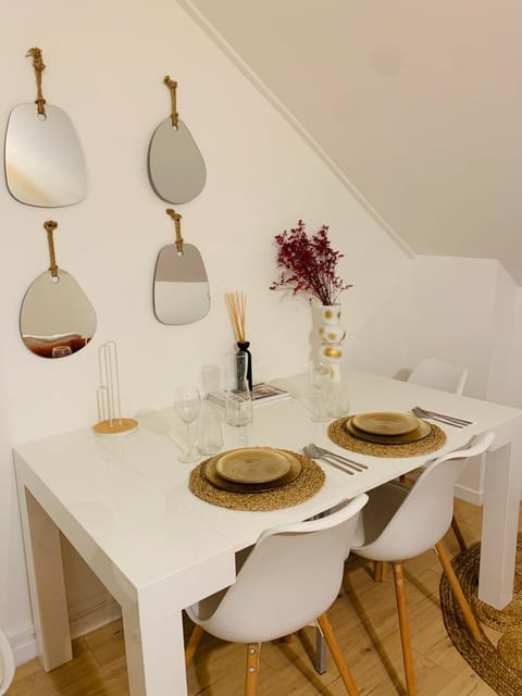 Le Bora Cosy House - Calme & Lumineux - Proche Métro Apartment in Créteil