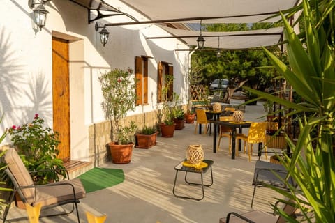 Property building, Balcony/Terrace