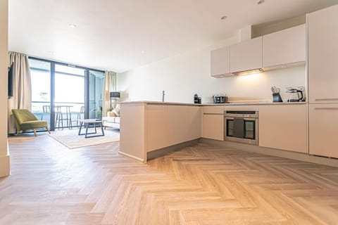 Kitchen or kitchenette, Living room, stove