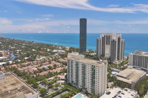 Ocean Reserve Condominium Apartment in Sunny Isles Beach
