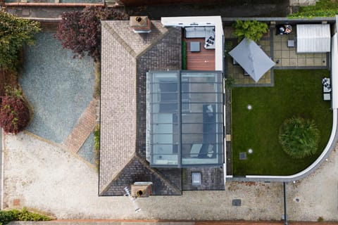 Property building, Bird's eye view, Garden