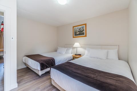 Bluebird Motel Motel in Nanaimo