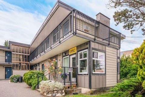 Bluebird Motel Motel in Nanaimo