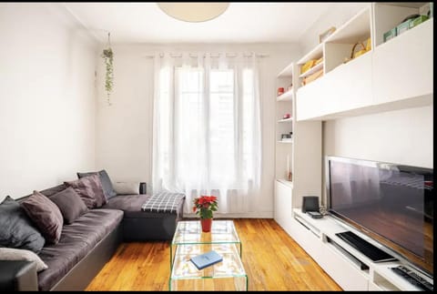 Paris en 10 min, T3 dans le centre ville de Puteaux Apartment in Puteaux