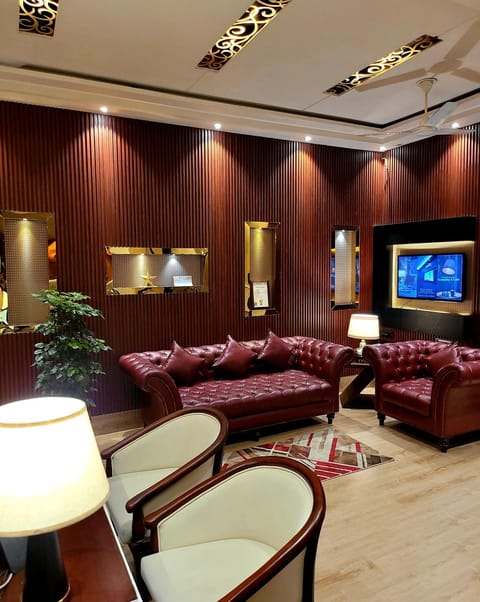 Property building, Lobby or reception, Seating area