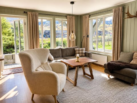 View (from property/room), Living room, Seating area