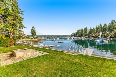 Driftwood Villa House in Puget Sound