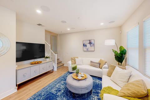 Leucadia Stonesteps Retreat House in Leucadia