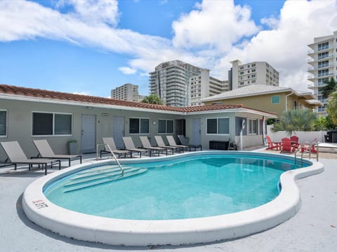 Balcony/Terrace, Swimming pool