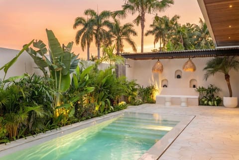 Day, Natural landscape, Garden, Garden view, Pool view, Swimming pool