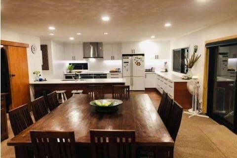 Te Papatapu Retreat House in Raglan