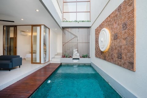 Pool view, Swimming pool, Swimming pool