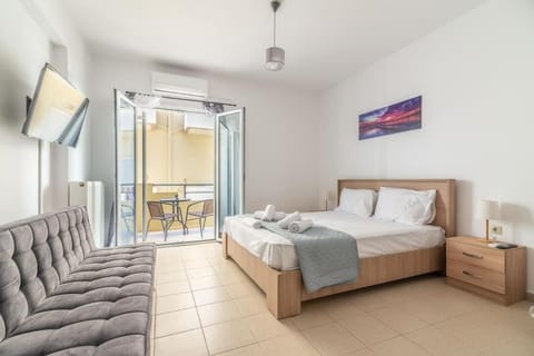 Bed, View (from property/room), Balcony/Terrace, Living room, Photo of the whole room, Seating area