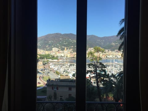 Day, Natural landscape, City view, Mountain view, Sea view